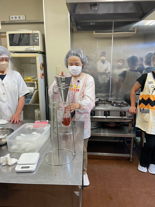 トマトピューレを作るため